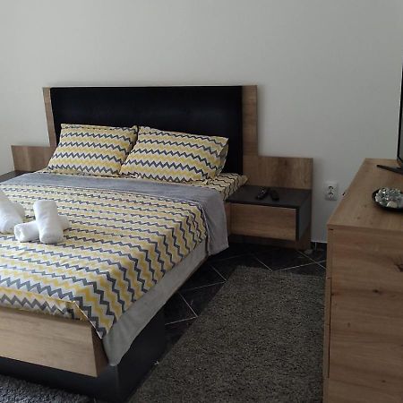 Gostinska Kuca Apartment เลสโควัซ ภายนอก รูปภาพ