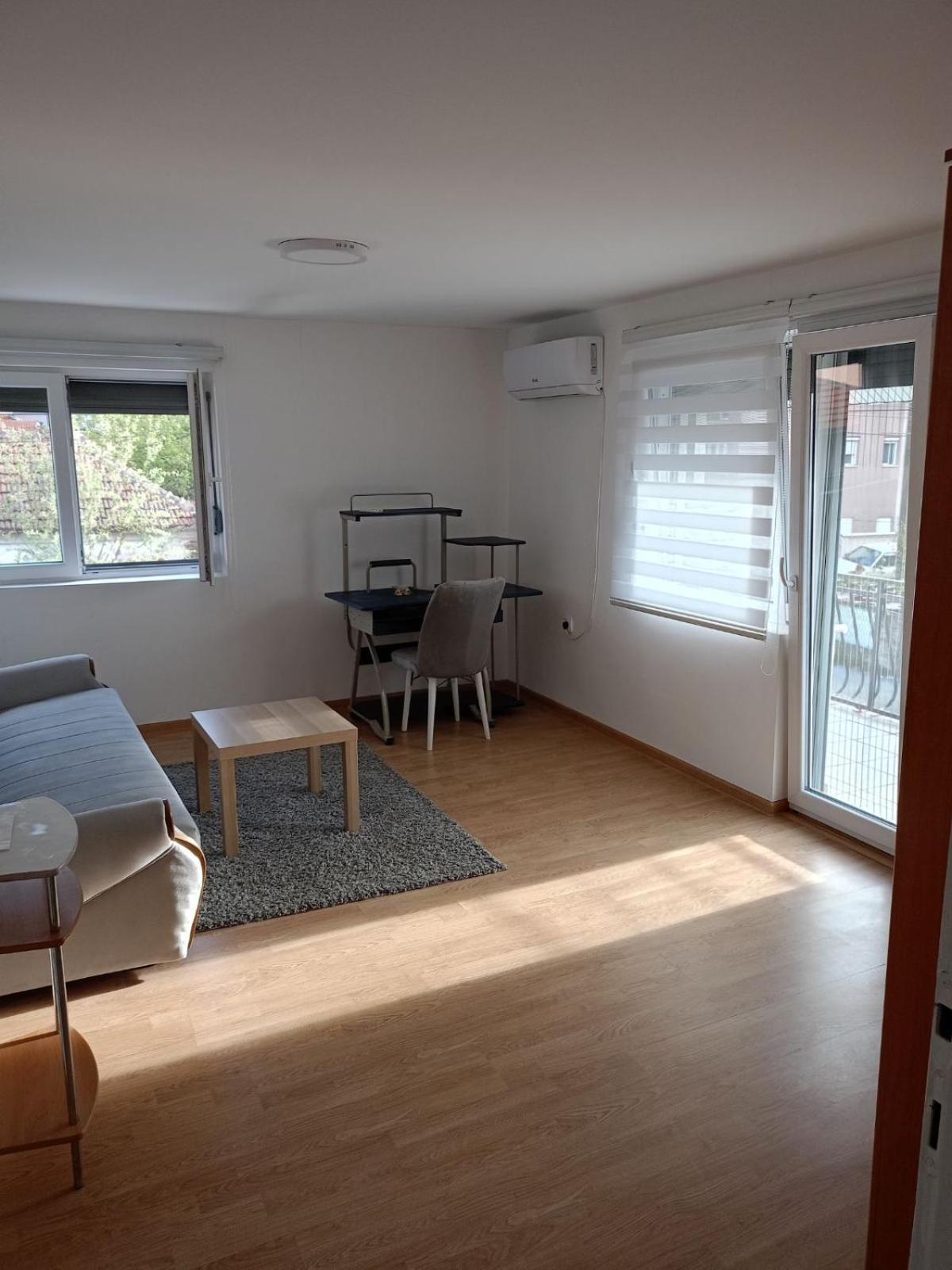 Gostinska Kuca Apartment เลสโควัซ ภายนอก รูปภาพ